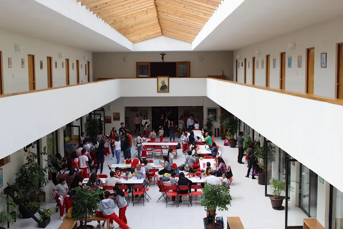 Patio central interior